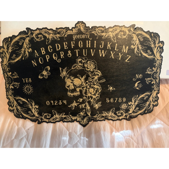Hand crafted Artisan Felt Backed Spirit Board Black & Gold with planchette